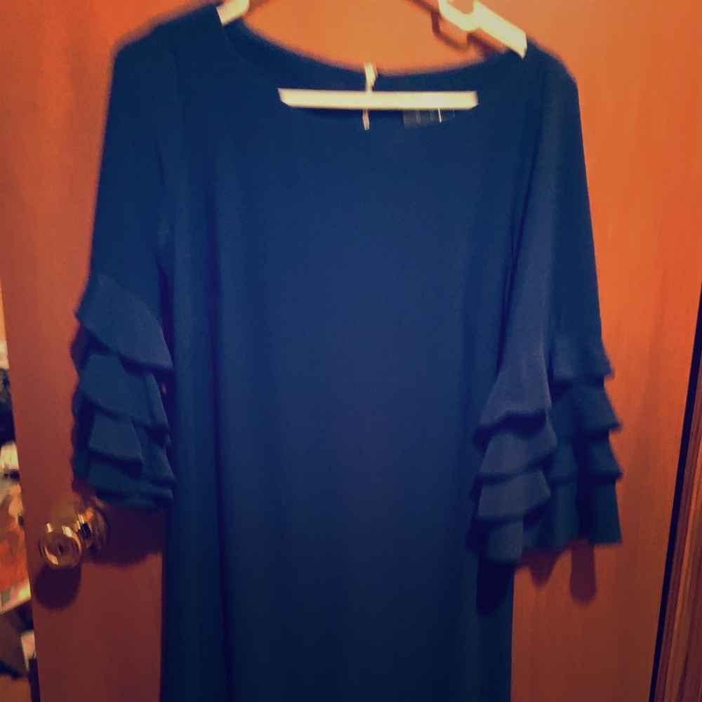 Blue dress with sleeve ruffles